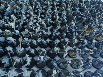 GW Lord of the Rings Tabletop - Warriors of the Uruk Shark (Unpainted)