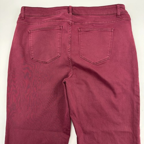 Dressbarn Super Soft Straight Women's size 16 Dark Red Burgundy Denim Jeans - Picture 4 of 4