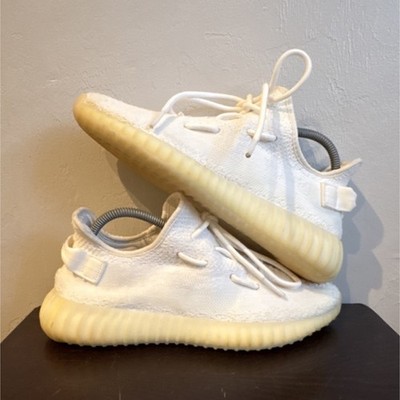 adidas Yeezy 350 V2 Low Top Primeknit Sneaker Cream White/Triple White CP9366