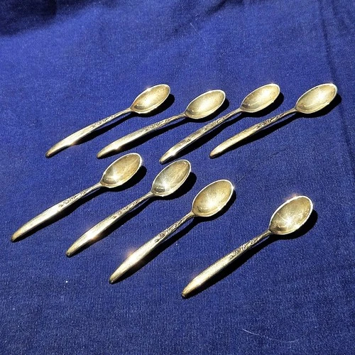 Set of 8 Lunt Sterling Silver Summer Song Salt Spoons 32 Grams - 3" Length
