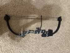 Mossy Oak Tomcat 3 Bow 22 Lb Draw Youth Bow