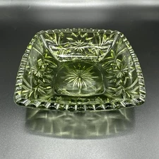 VTG Hazel Atlas Prescut Avocado Green Star & Fan 6.5" Square Candy Bowl 1.5”Deep