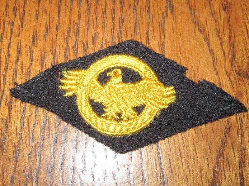 WWII ERA, U.S. NAVY HONORABLE DISCHARGE, RUPTURED DUCK PATCH, NO GLOW