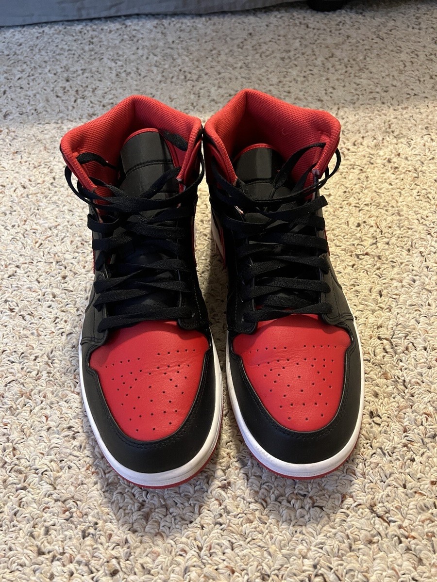Size 12 Jordan Mid Reverse BLACK/FIRE RED-WHITE NOIR/BLANC