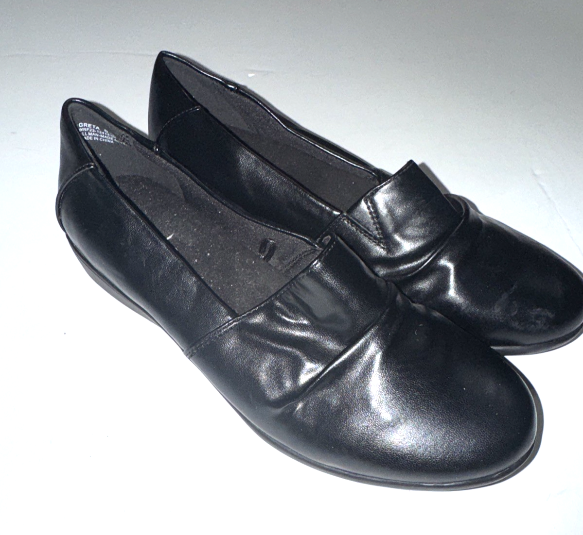 Baretraps Greta Black Leather Loafers Women