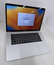 Apple MacBook Pro 15" 2017 A1707 i7-7700HQ 2.80GHz 16 GB RAM 512 GB SSD AMD 555
