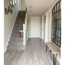 12mm HDF Laminate Flooring Light Grey Oak Wood Effect 1.48m2/Pack