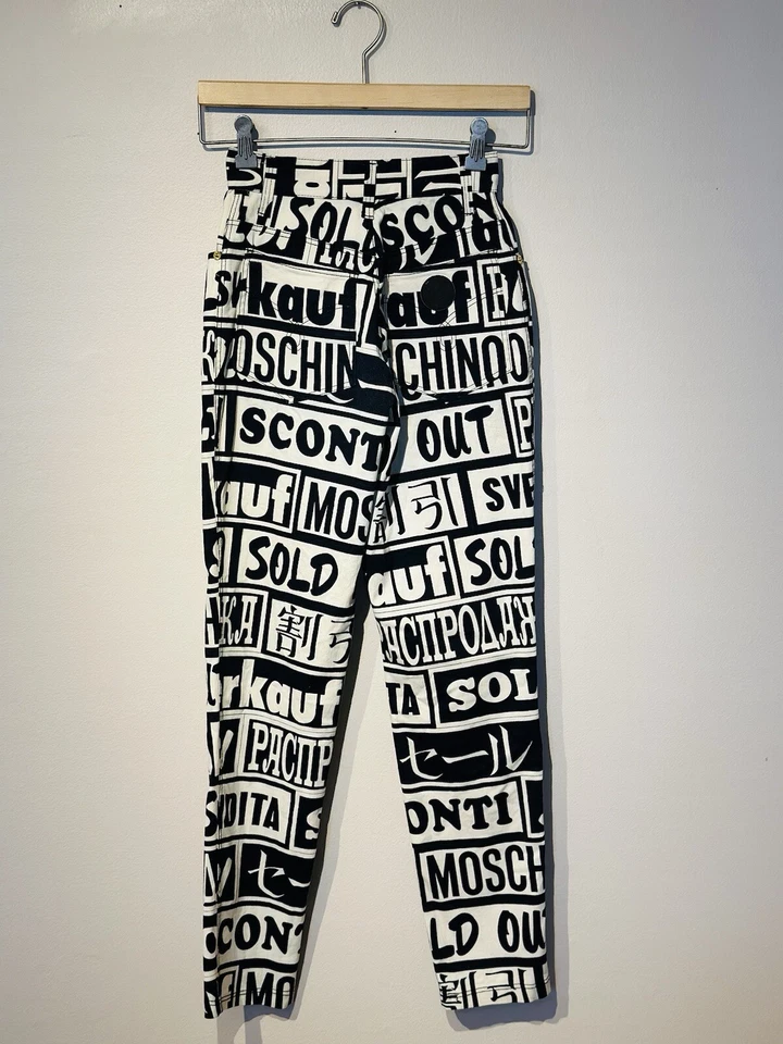 Pantalones de mezclilla Moschino logotipo RARO "AGOTADO" vintage italiano talla 38 EE. UU. XS Foto 2 de 4