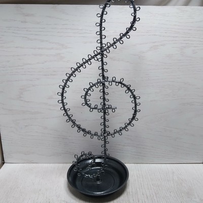 claire's earring stand