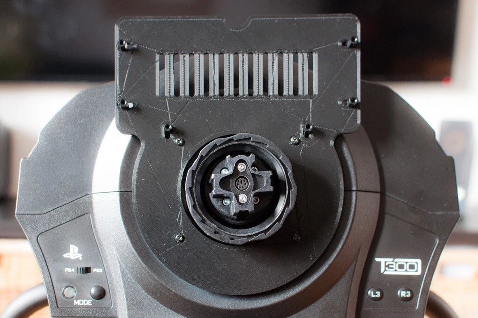 Thrustmaster Dashboard Phone Mount T3000 DIY Kit - Sim Racing - ThrustMaster - Image 4 of 4