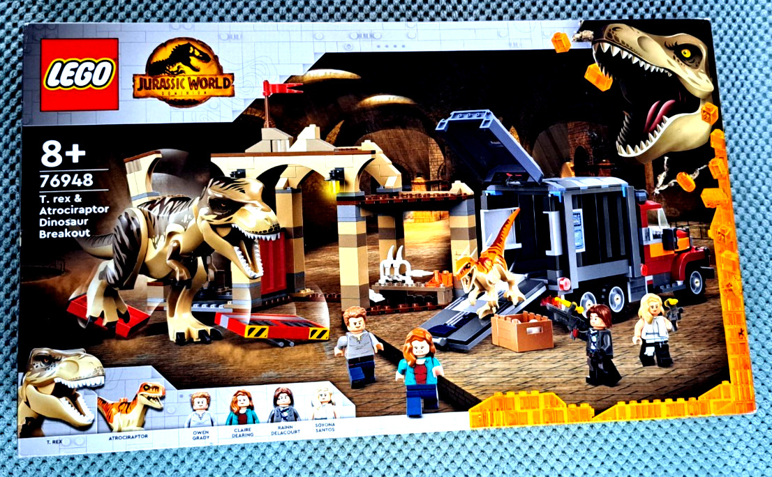 LEGO Jurassic World 76948 T.Rex & Atrociraptor: Dinosaur Escape - New