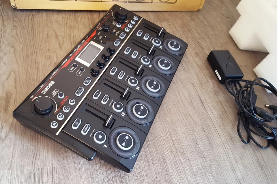 Boss RC-505MKII Desktop Loop Station Boxed w/Power Supply Excellent - FREE POST - Image 3 of 4