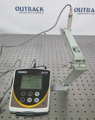 R202358 Oakton CON 700 Conductivity ÂºC ÂºF Meter