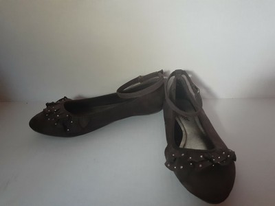 seychelles ankle strap flats