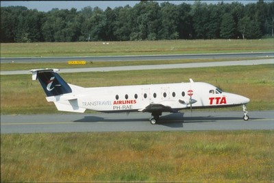 Dia PH-RAE Beechcraft 1900D TTA Flugzeug 35mm ungerahmt O8-2-2