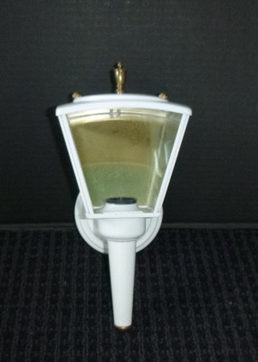 NOS Vtg 70s 80s Lantern Style Wall Mount Outdoor Porch Light Fixture White 11'' H