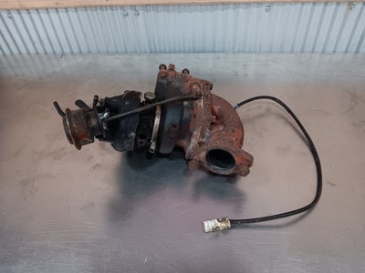 90 eagle talon tsi 2.0 5speed oem turbo assembly. shaft is a little loose. for r