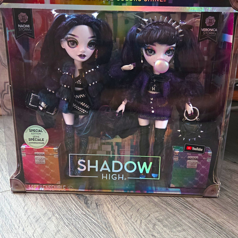 MGA Entertainment Shadow High Naomi & Veronica Storm Special Edition Dolls 11in