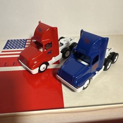Winross 1996 Election Bill Clinton / Al Gore & Bob Dole/Kemp Trucks & Trailers