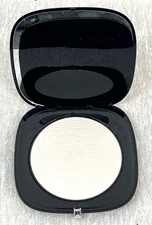 Marc Jacobs Omega O!mega Glaze All Over Foil Luminizer in 80 Worth The Wait 10g