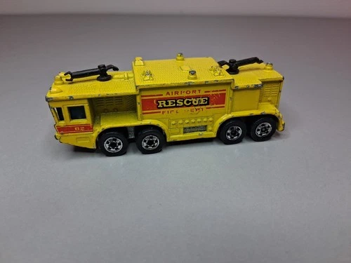 VTG 1979 Hot Wheels Diecast 1/64 Yellow Airport Rescue Fire Dept Truck Hong Kong