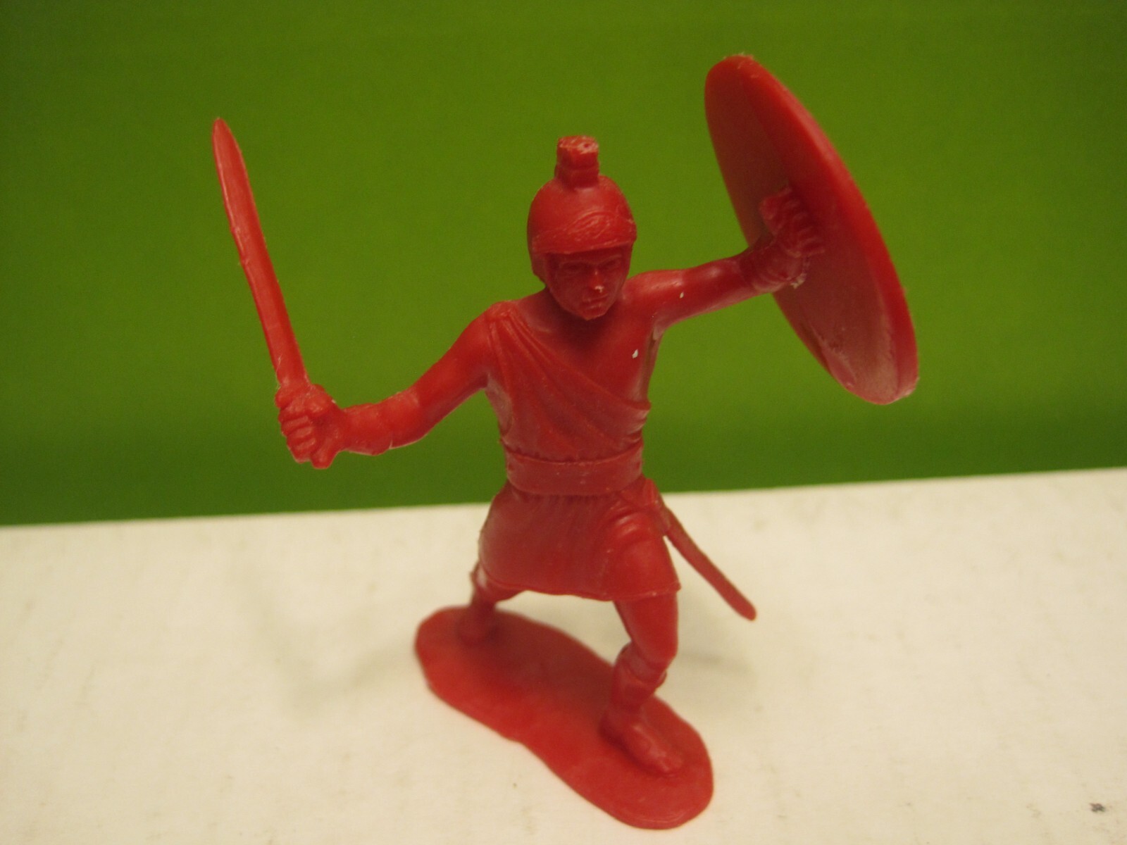 MARX WARRIORS OF THE WORLD BEN HUR PLAYSET ROMANS 60MM RED PLASTIC TOY