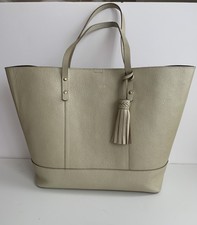 tote with compartments