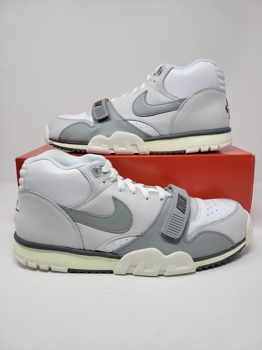 靴 Nike Air Trainer 1 DM0521-001 Nike Air Trainer 1 Shoes Photon Dust Smoke Gray DM0521-001