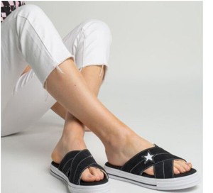 womens one star sandal