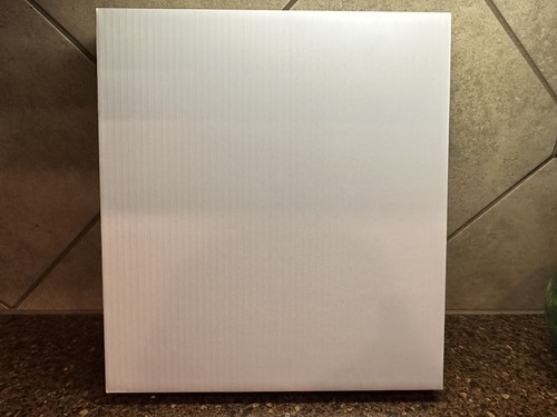 *SEALED* RARE LIMITED EDITION SRT VIPER America’s Supercar Returns Leather bound - Picture 6 of 11