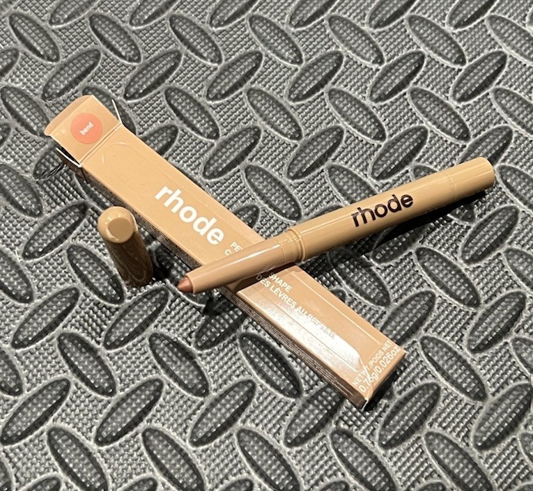 Rhode Peptide Lip Shape Lip Contour Lip Liner - Shade *BEND