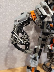 2002 Lego Bionicle Exo-Toa Titan Warrior #8557