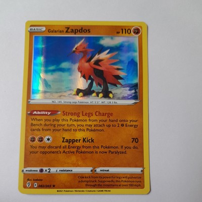 Pokemon: Sword & Shield Evolving Skies 2021 ''ZAPDOS'' #082/203 Sammelkarte Holo