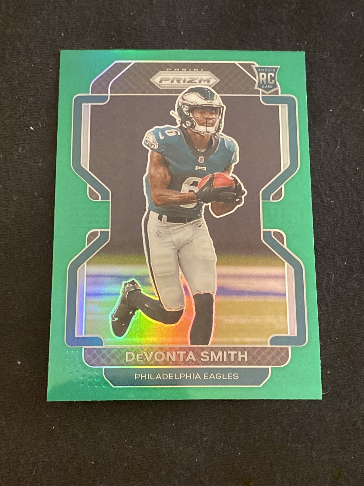 2021 Panini NFL Prizm Football Green DeVonta Smith RC #335 Eagles Rookie