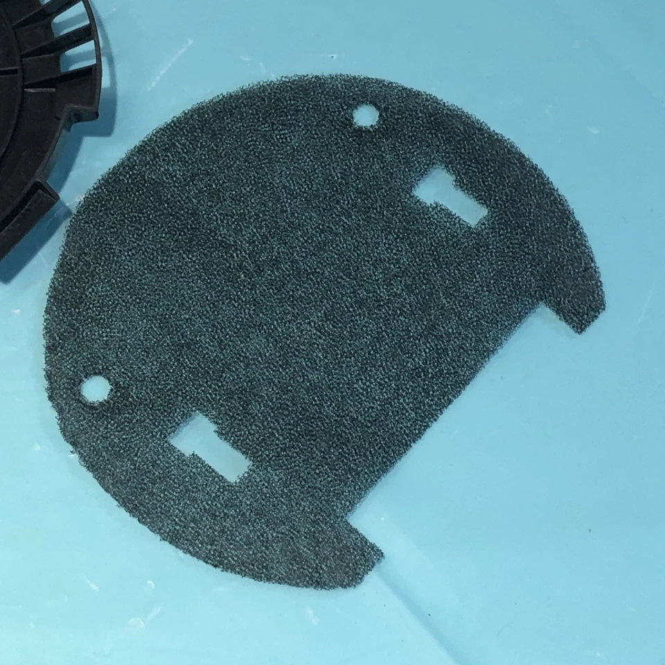 Hoover UH70820 Windtunnel Rewind 2 Upright Vacuum Exhaust Filter Cover - Image 3 of 4