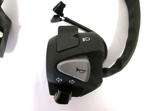 NEW GENUINE HONDA OEM LEFT HANDLEBAR SWITCH 2014-2015 GROM125 35200-K26-922 * - Picture 3 of 4