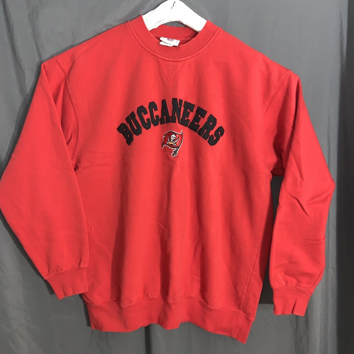 NFL Tampa Bay Buccaneers Sweatshirt Men's Large Pullover NFL Tag