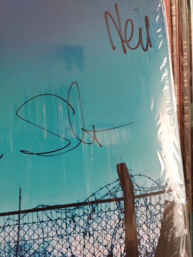 Suede ''The Blue Hour'' 2LP, Fully SIGNED by the band !! - Picture 3 of 8