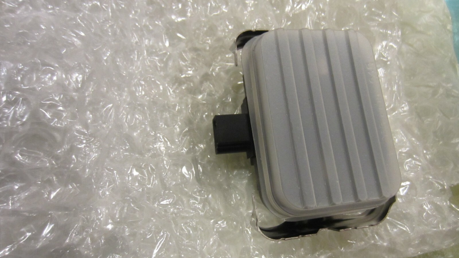 2013-2016 Aston Martin Sensor Rain / Light for DB9 CD33-17E695-AA NEW IN THE BOX