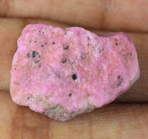 Natural Untreated Pink Ruby 22.20 Carat Gemstone Rough Specimen Certified E13861 - Picture 3 of 7