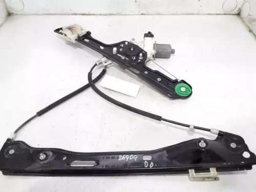 7067796S Elevalunas Delantero Izquierdo para BMW SERIE 1 BERLINA (E81/E8 7054045 - Imagen 1 de 10