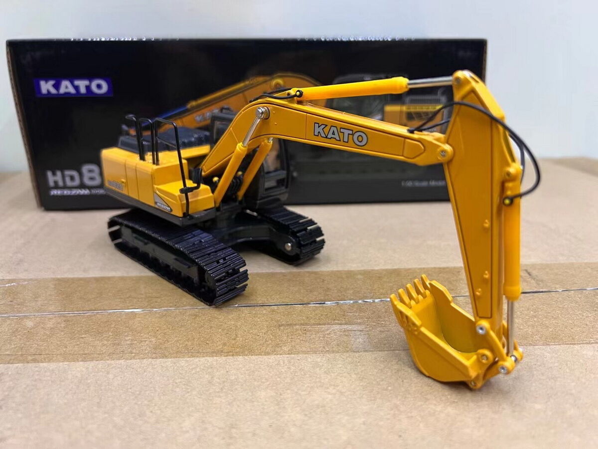 1/50 Scale KATO HD820 Hydraulic Excavator Diecast Model Toy 1/50 Scale KATO HD820 Hydraulic Excavator Diecast Model Toy