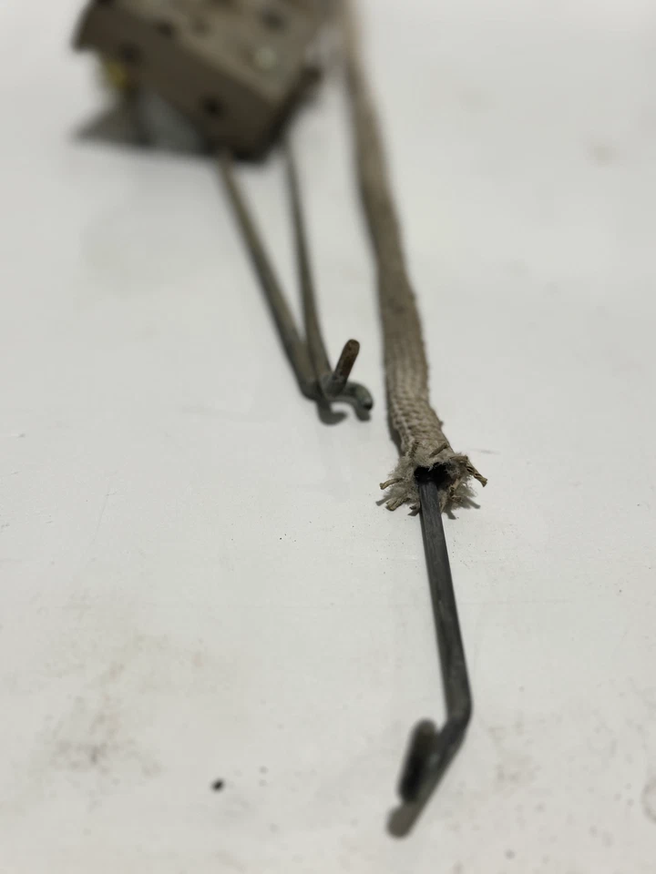 1992-1996 Ford F150 F250 F350 LEFT REAR DOOR LINKAGE AND MECHANISM OEM - Image 3 of 4