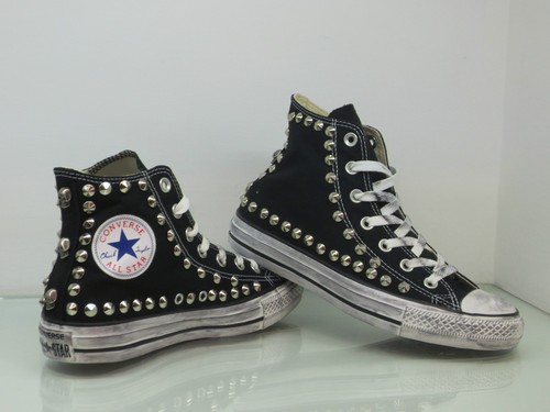 Converse all star Hi borchie e teschi scarpe donna uomo nero vintage artigianali - Afbeelding 1 van 1