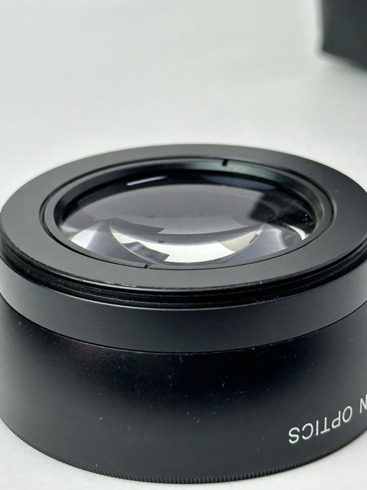 Pro .45x Wide Angle Conversion Lens w/Macro 58mm Threading With Leather Bag - Image 3 of 4