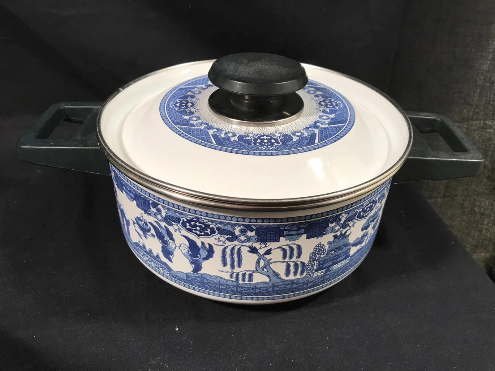 Vintage Blue Willow Howard Holt Porcelainized Steel Enamel Stew Pot Lid 1960s