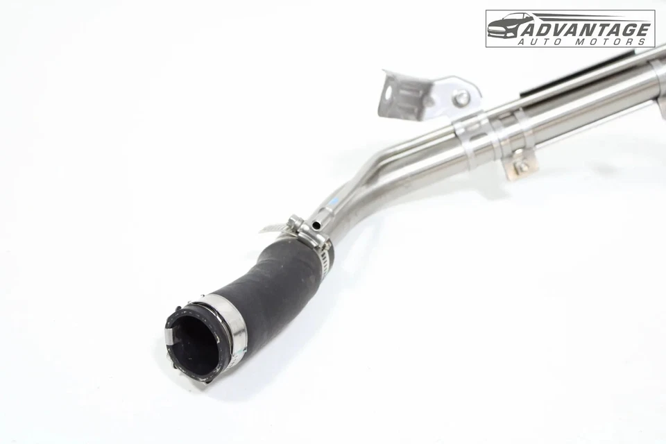 2024-2025 CHEVROLET TRAX TANQUE DE COMBUSTIBLE LLENADO CUELLO MANGUERA TUBO 60008967 OEM Foto 3 de 4