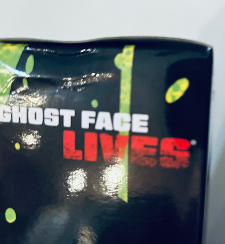 Living Dead Dolls - Ghost Face Lives - EE Exclusive - Dented Box - Picture 5 of 10