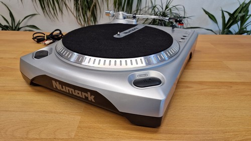 Numark TTUSB Professional USB Turntable - 第 1/9 張圖片