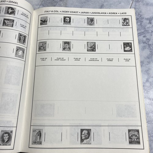 Álbum de estampillas majestuosas del mundo con cubierta amarilla Hygrade 1981 con estampillas de todo el mundo - Imagen 9 de 10